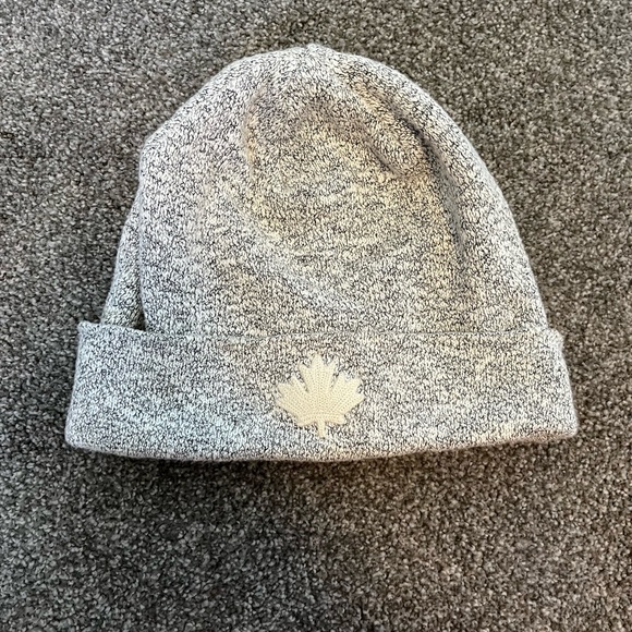 Roots Accessories - Roots Hat